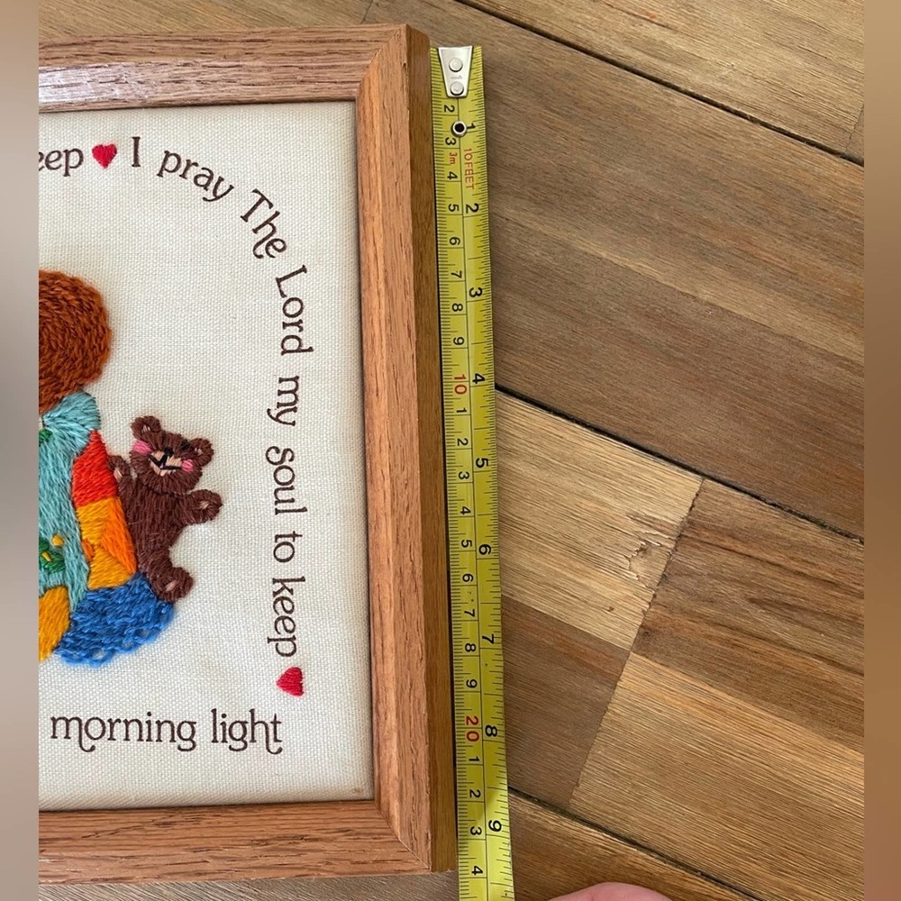 Vintage Framed Crewel Embroidery "Now I lay me down to sleep” prayer wall decor. - Picture 3 of 4